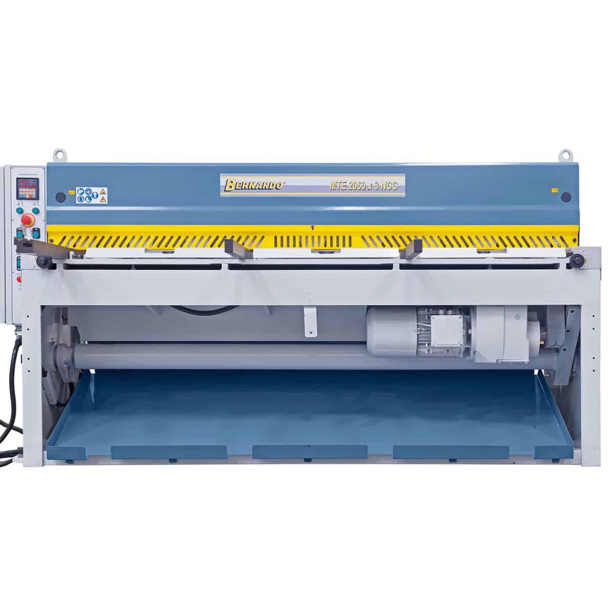 Bernardo MTE 2060 x 3 mm NCC ā Cesoia a ghigliottina motorizzata