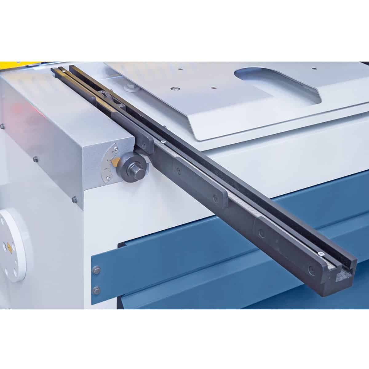 Bernardo MTE 2060 x 3 mm NCC ā Cesoia a ghigliottina motorizzata