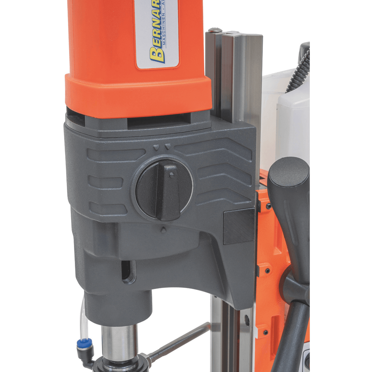 Magnetni vrtalnik Bernardo TPC 1000 – Ø 36 mm × 50 mm, večnamenski z navojem M18, motor 1550 W, teža 12,5 kg