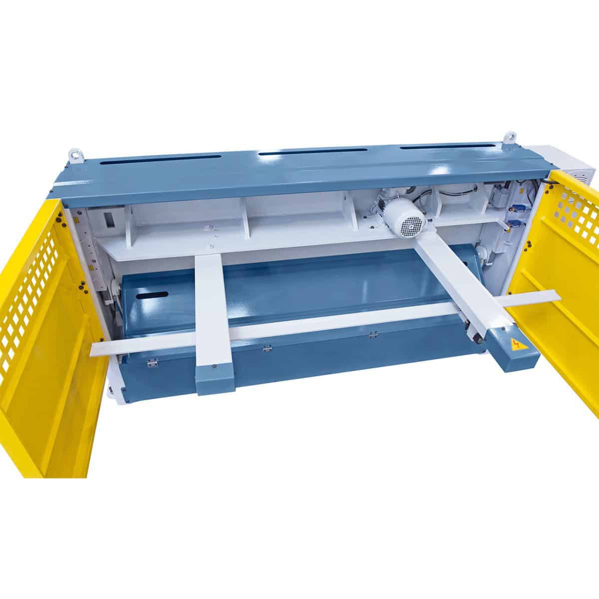 Bernardo MTE 1560 x 3 mm NCC ā Cesoia a ghigliottina motorizzata