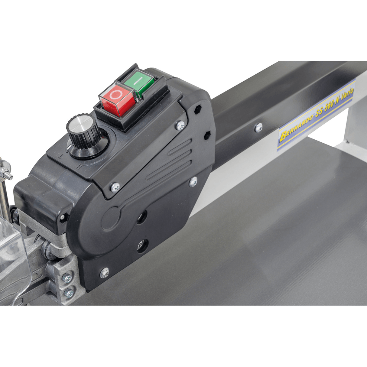Bernardo 230 V kotna žaga (560-n-vario-230-v)