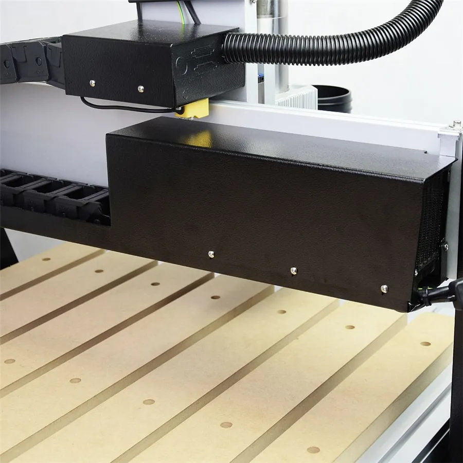 CNC pantograf IGM i2R A24 – delovno polje 610 × 1220 mm