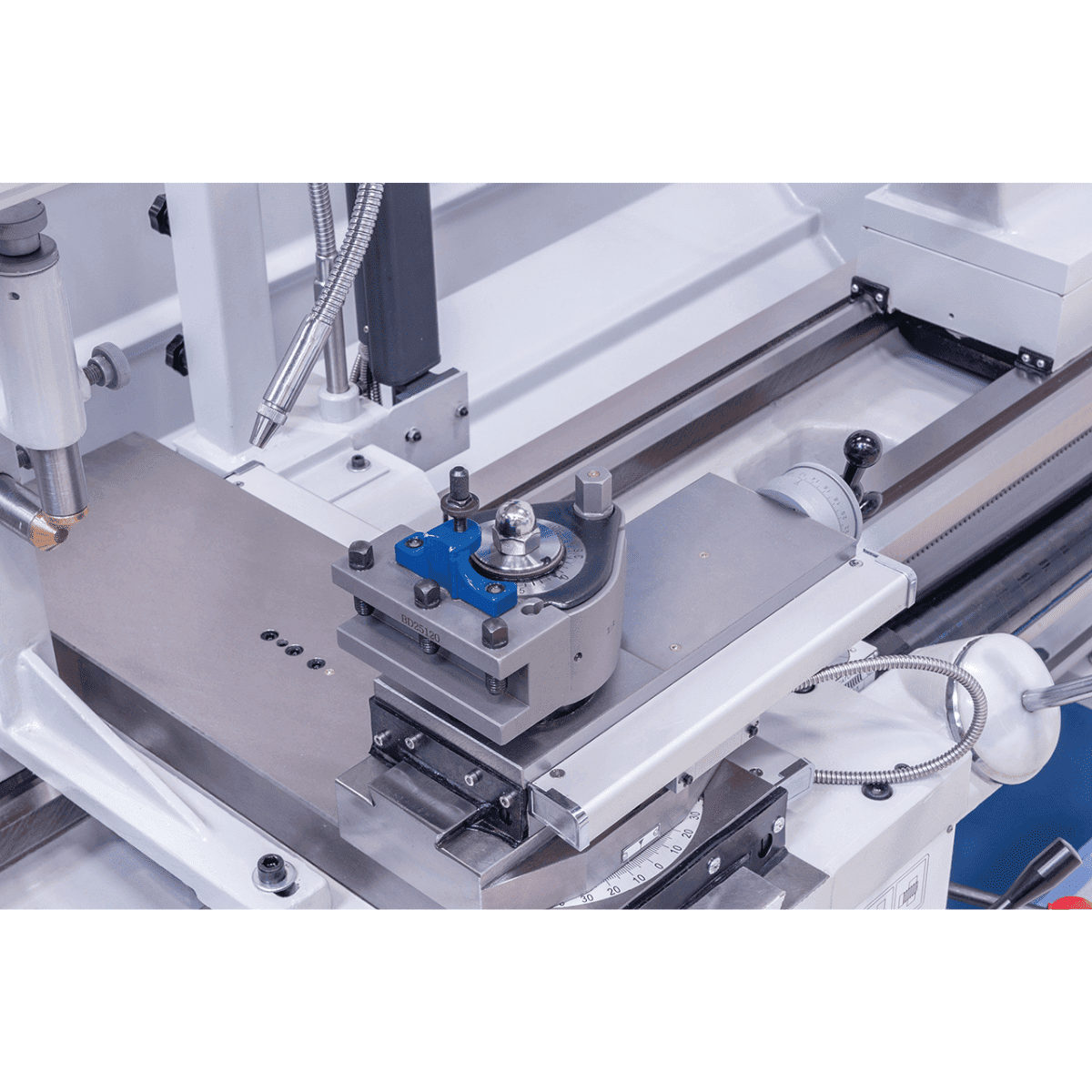 Tornio Bernardo Solid 460 x 2000 Pro con visualizzatore digitale 3 assi