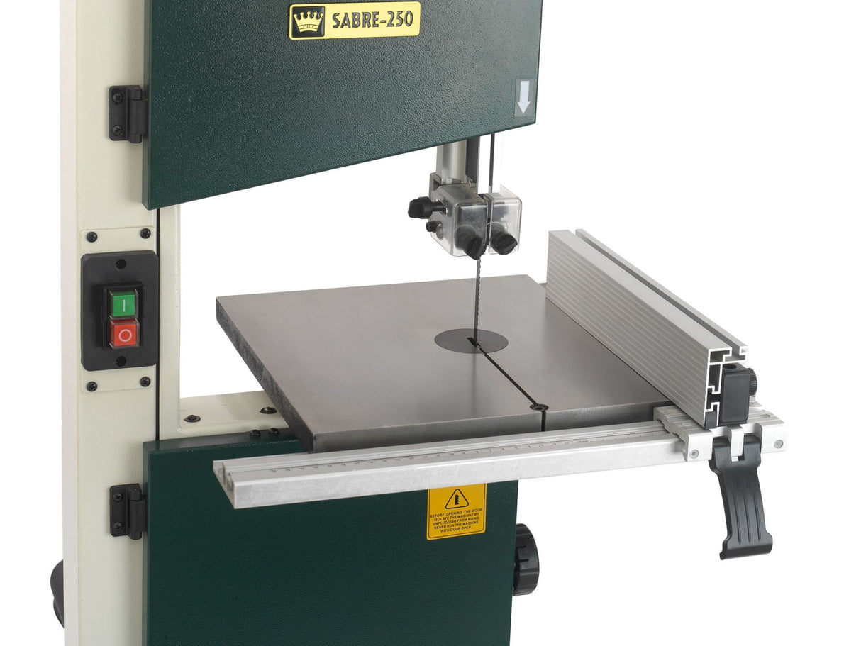 Tračna žaga Record Power Sabre 250 – Komplet s setom 3 žaginih trakov