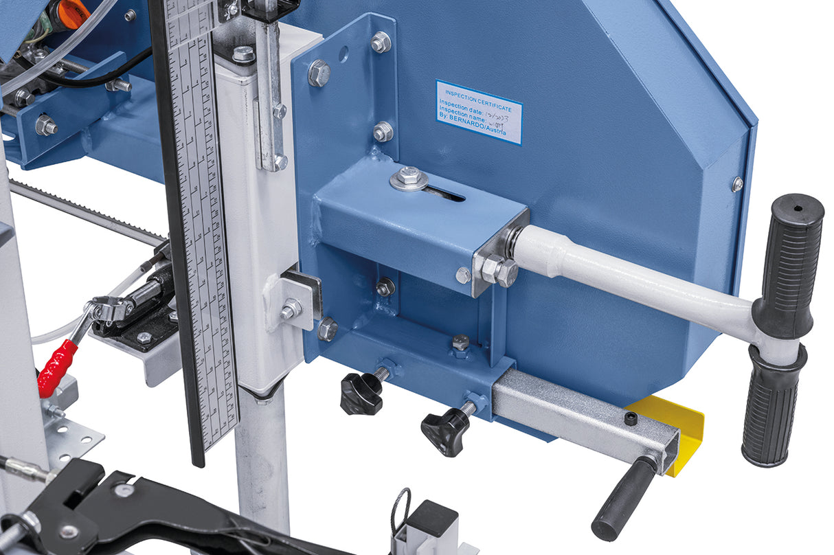 Sega a nastro per tronchi Bernardo BBS 400 B – Motore a benzina 7 HP