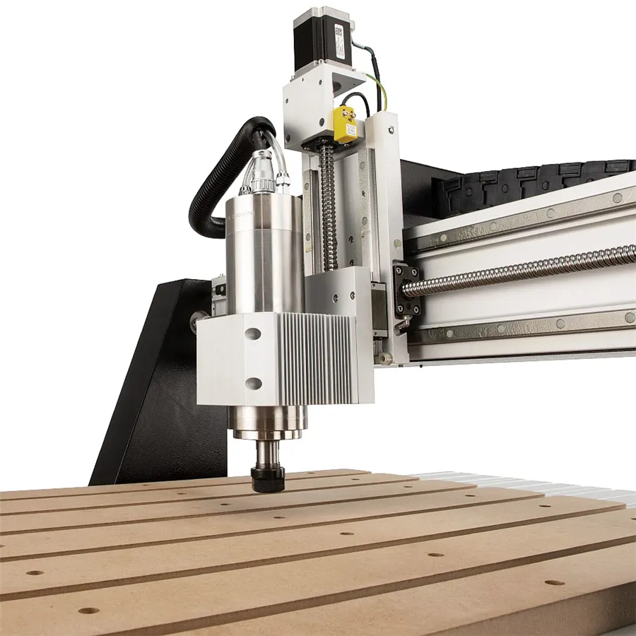 CNC pantograf IGM i2R A24 – delovno polje 610 × 1220 mm