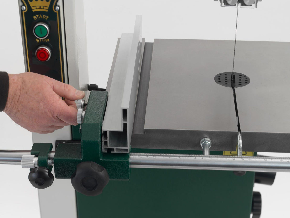 Komplet RECORD POWER SABRE 300 s sistemom za filtriranje zraka AC400