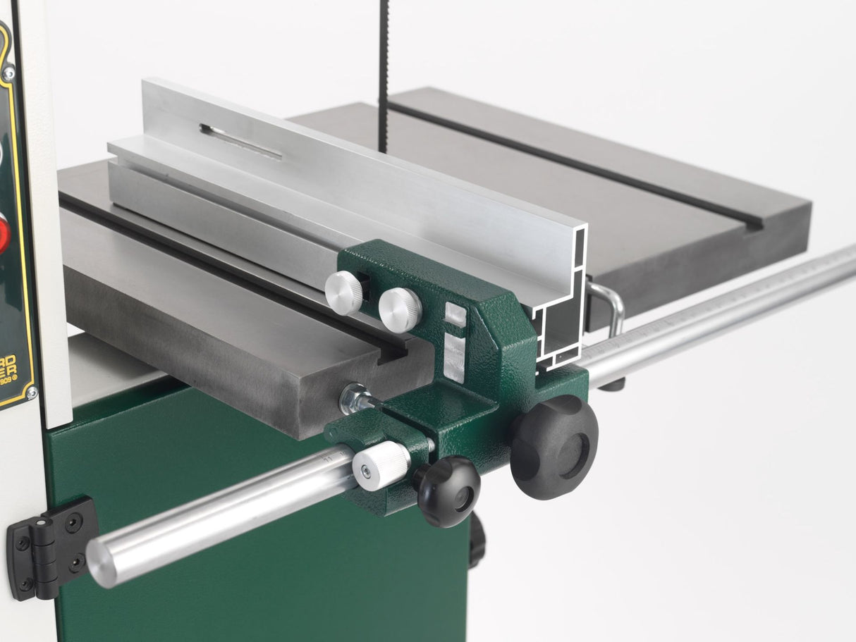 Komplet RECORD POWER SABRE 300 s sistemom za filtriranje zraka AC400