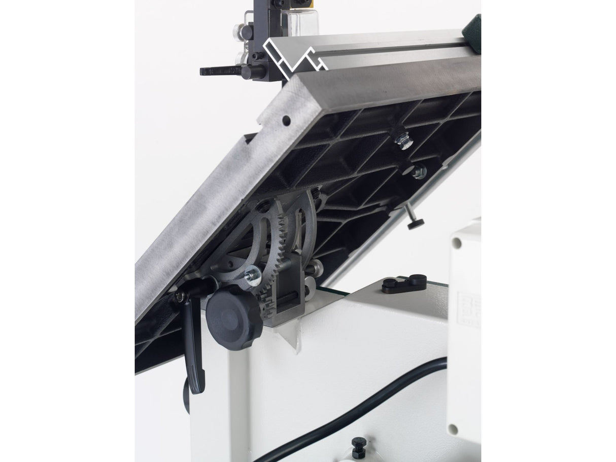 Komplet RECORD POWER SABRE 300 s sistemom za filtriranje zraka AC400